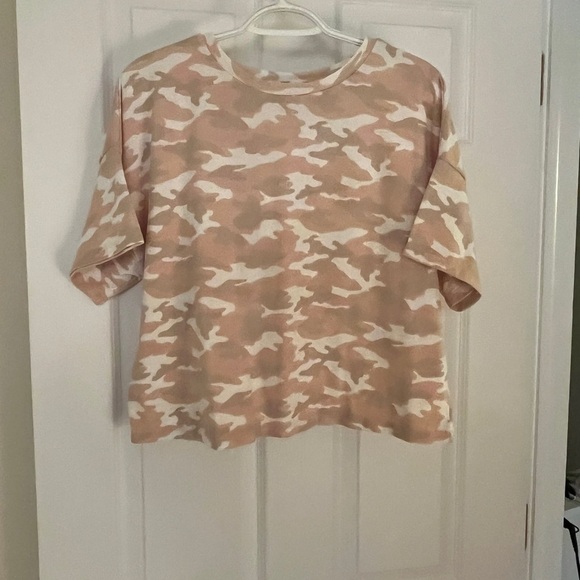 Banana Republic Camouflage Short Sleeve Tee - Pink and Cream - Picture 1 of 3